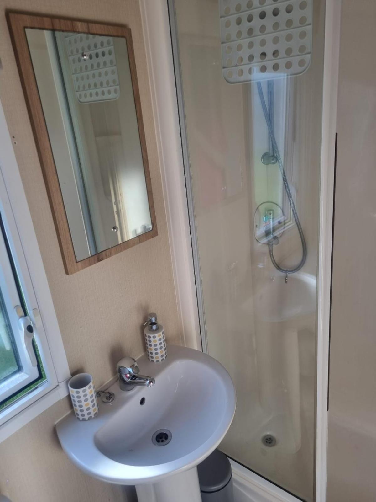 Newquay Bay Porth Caravan - 6 Berth المظهر الخارجي الصورة
