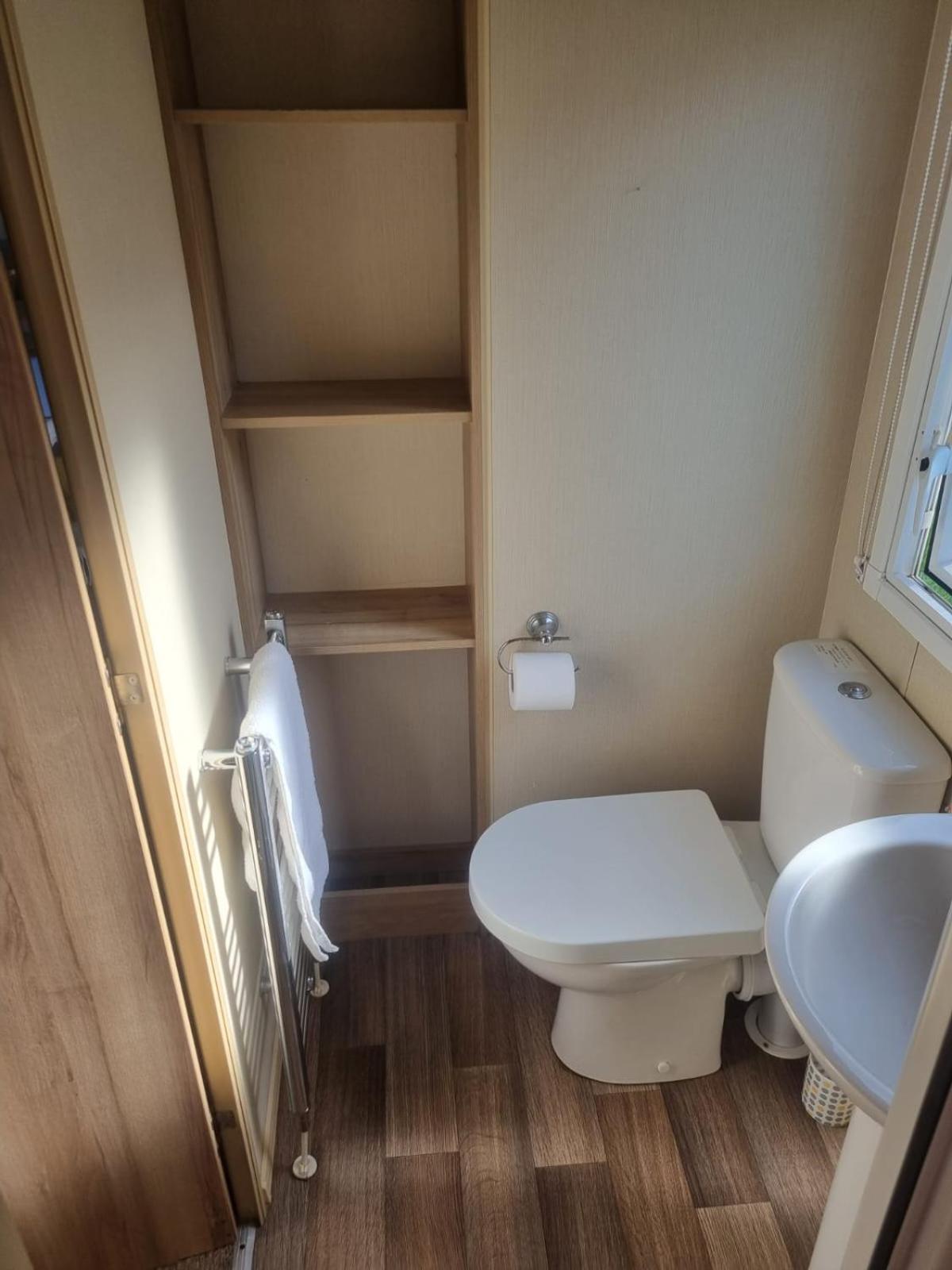 Newquay Bay Porth Caravan - 6 Berth المظهر الخارجي الصورة