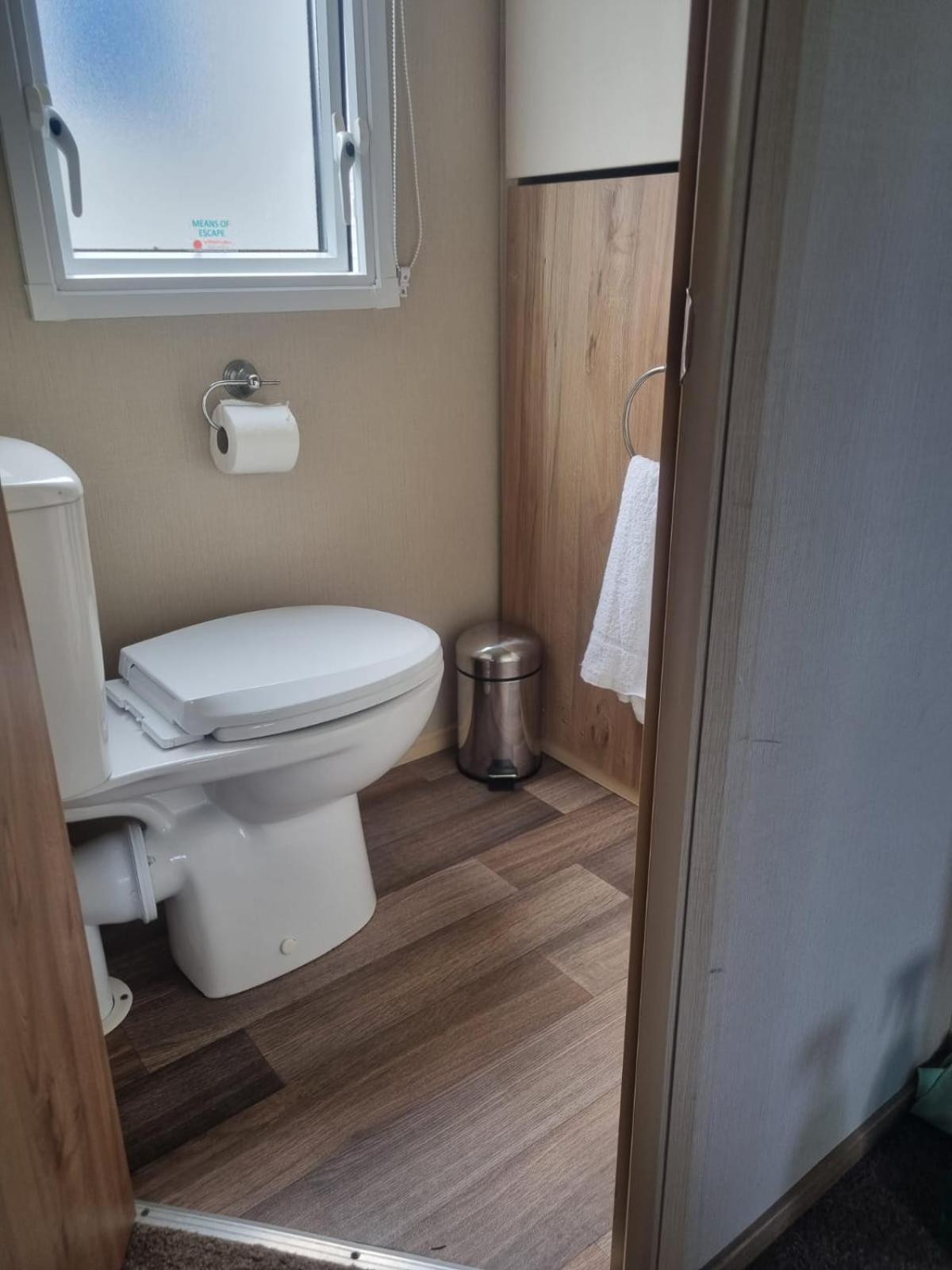 Newquay Bay Porth Caravan - 6 Berth المظهر الخارجي الصورة